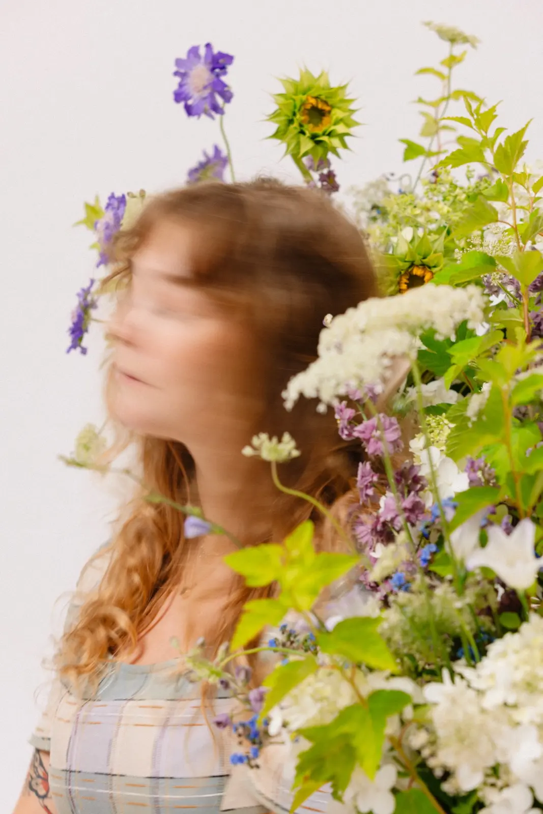 Floral arrangement by Blossomer Floral