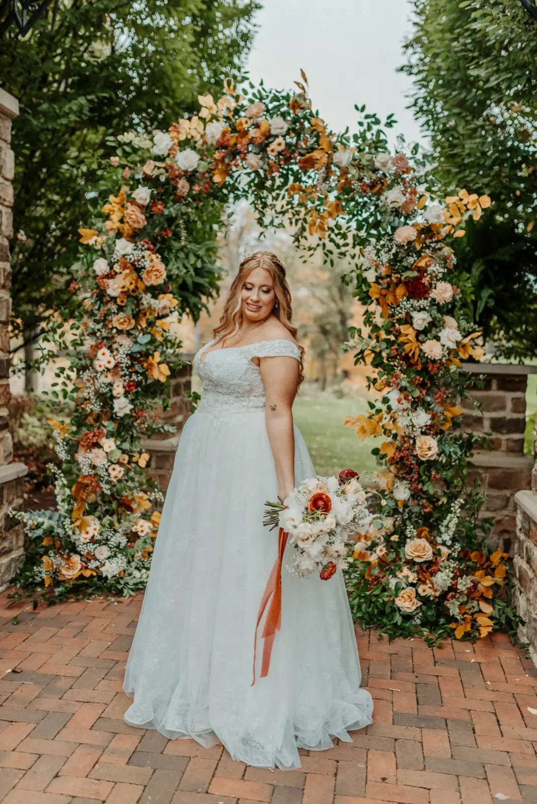 Floral arrangement by Blossomer Floral