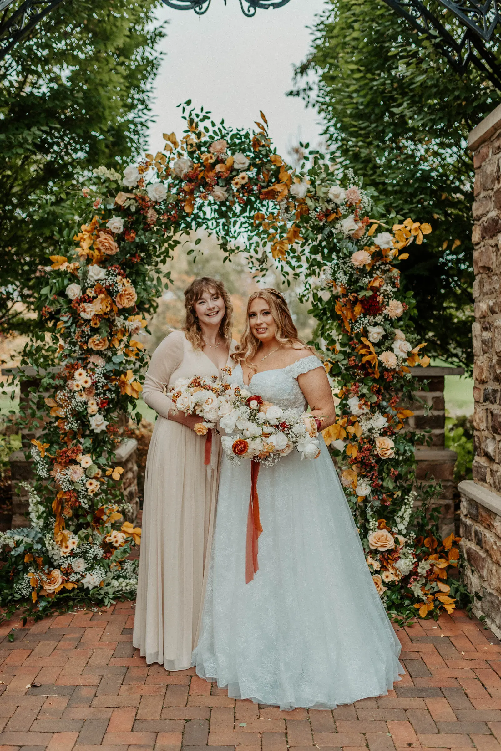 Floral arrangement by Blossomer Floral