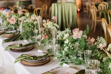 Floral arrangement by Blossomer Floral